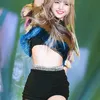 Celana Pendek Hitam Lisa BLACKPINK