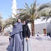 kartika putri umrah, umrah selebriti, selebriti berhijab, berita kartika putri, foto kartika putri