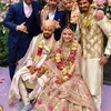 Foto Pernikahan Anushka Sharma Virat Kohli Bahagia Penuh Tawa Kapanlagi Com
