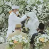 kakak kahiyang ayu
