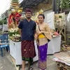 Foto Pernikahan Komika Gilang Bhaskara dengan Adat Hindu