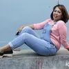 Elly Sugigi - Tessa Mariska