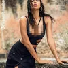 Pose Hot Irina Shayk di Cover Majalah