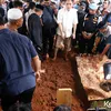 Foto Prosesi Pemakaman Ayah Ben Kasyafani