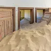 Tempat Terabaikan dan Tak Berpenghuni