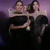 Raisa &amp; Isyana Sarasvati