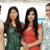 Perayaan Imlek Sandra Dewi