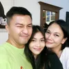 Foto Romantis Anjasmara dan Dian Nitami