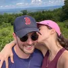 Foto Romantis Chris Evans dan Alba Baptista