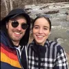 Foto Romantis Chris Evans dan Alba Baptista