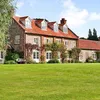 Rumah Mewah Pangeran Harry