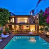 Rumah Mewah Pamela Anderson