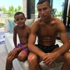 Cristiano Ronaldo &amp; Anaknya