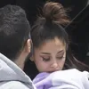 Ekspresi Sedih Ariana Grande Usai Ledakan Bom di Konsernya