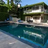 Rumah Baru Cara &amp; Poppy Delevingne