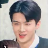 Foto Sehun EXO dengan Uban di Rambutnya