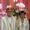 Titi Rajo Bintang - Suami