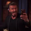 Selfie Memalukan Artis Hollywood