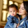 Ririn Ekawati dan Anaknya