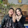 Foto Seserahan Lamaran Denny Caknan Buat Bella Bonita