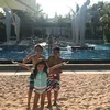 Donna Agnesia ke  Bali