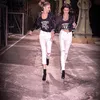 Bella Hadid - Gigi Hadid