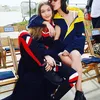 Bella Hadid - Gigi Hadid