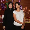 Maia dan Mey Chan
