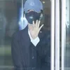 Foto Song Hye Kyo dan Anjingnya di Bandara Saat Pulang dari New York