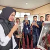 Foto Sonya Fatmala Pamitan di Hari Terakhir Hengky Kurniawan Jadi Bupati