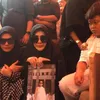Syahrini - Pemakaman Kakak Syahrini