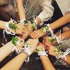 Pesta bahagia memang nggak lengkap jika tanpa bunga, serba putih dan ciptakan suasana romantis, bukti persahabatan Park Soo Jin dkk saat bridal shower ditunjukkan Hwang Jung Eum lewat Instagram.
