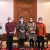 Foto Sugianto Sabran Mantan Suami Ussy Sulistiawaty Sebagai Gubernur Kalimantan Tengah