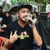 Giring Nidji \&#039;ngamen\&#039; di Posko Cawagub Jakarta