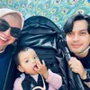 Foto Temmy Rahady dan Istri yang Rumah Tangganya Adem Ayem