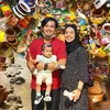 Foto Temmy Rahady dan Istri yang Rumah Tangganya Adem Ayem