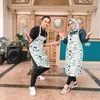 teras rumah mewah muzdalifah jadi cafe