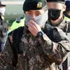 V BTS Gagah Pakai Seragam