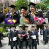 FOTO: Vidi Aldiano Resmi Jadi Alumni University Of Manchester!  