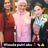 Foto Wisuda Nabila Rahmad Anak Betharia Sonata dan Willy Dozan