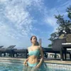 yeri pakai bikini
