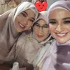 Foto Zaskia Sungkar Liburan Bareng Ibu Tiri
