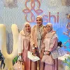 Foto Zaskia Sungkar Liburan Bareng Ibu Tiri