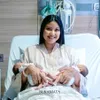  Zivanna Letisha dengan Bayi Kembarnya