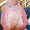 Puput Melati dan Ustad Guntur