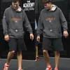 Ashton Kutcher Sakit
