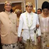 Prosesi Akad Nikah Iko Uwais - Audy Item