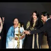 Shahrukh Khan dan Keluarga Bachchan