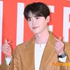 Lee Jong Suk di Pop-up Store TAG Heuer