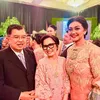 Gaya Bella Saphira di Resepsi Pernikahan Rasyid Rajasa